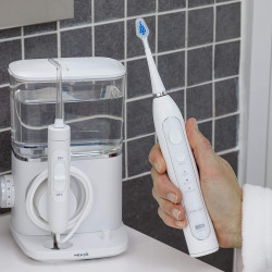 Cepillo de dientes eléctrico sónico Waterpik Complete Care 9.0 con irrigador bucal